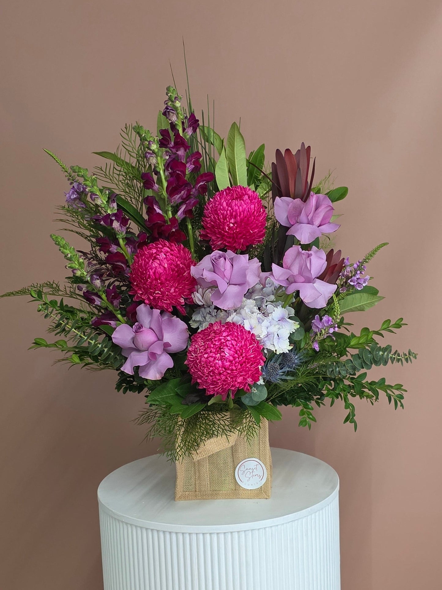 Hessian Delight | Luxe box